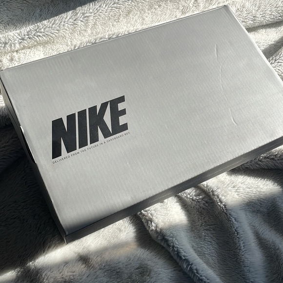 Nike Phantom Venom Elite FG Soccer Cleats women’s size 7 men’s 5.5 new in box - Picture 4 of 5